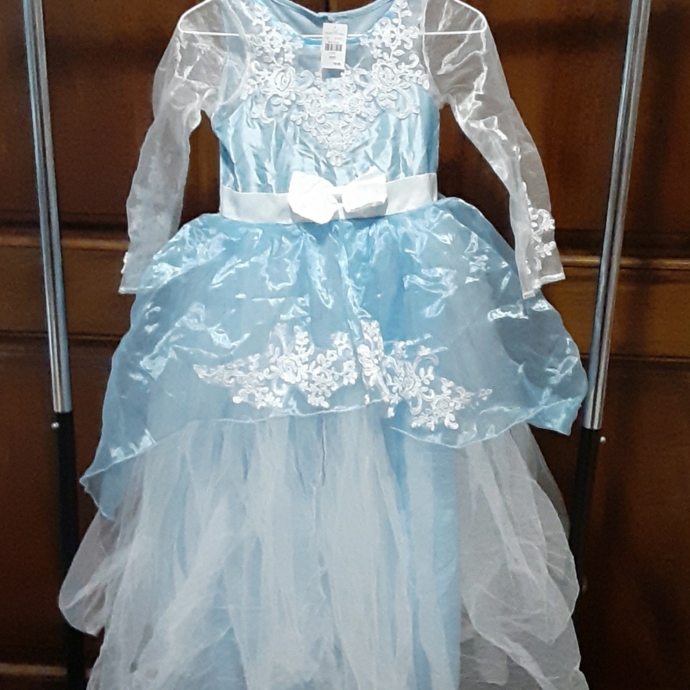 Sz 10/12 Lace trim princess halloween dress